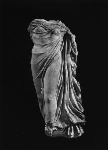 Roman marble figurine on sale on the upcoming auction at Christie's in October 2016. The image of the figurine is from the confiscated Symes archive.